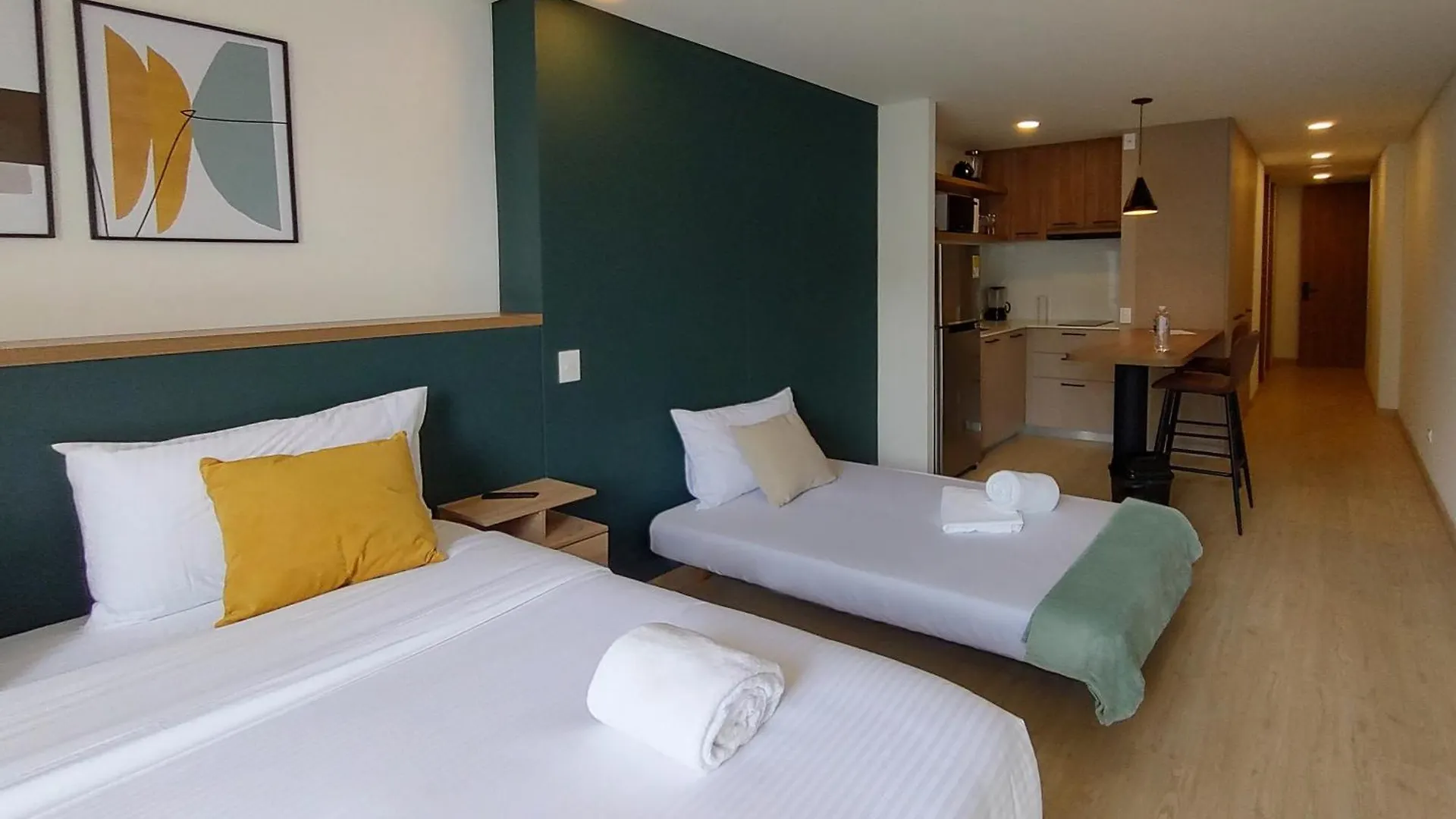 The Hood 102, Modern And Luxury Apartments Bogota 0*,