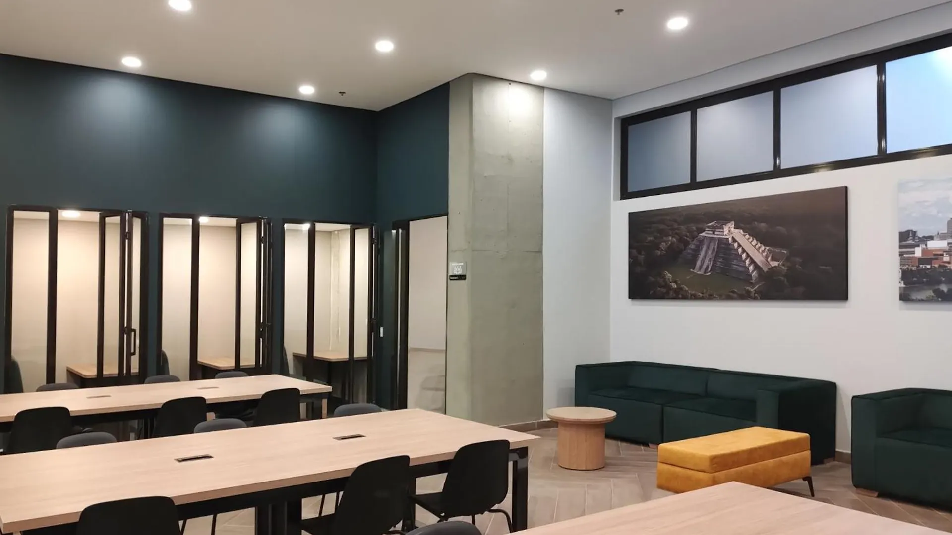 The Hood 102, Modern And Luxury Apartments Bogotá 0*,  Colombia