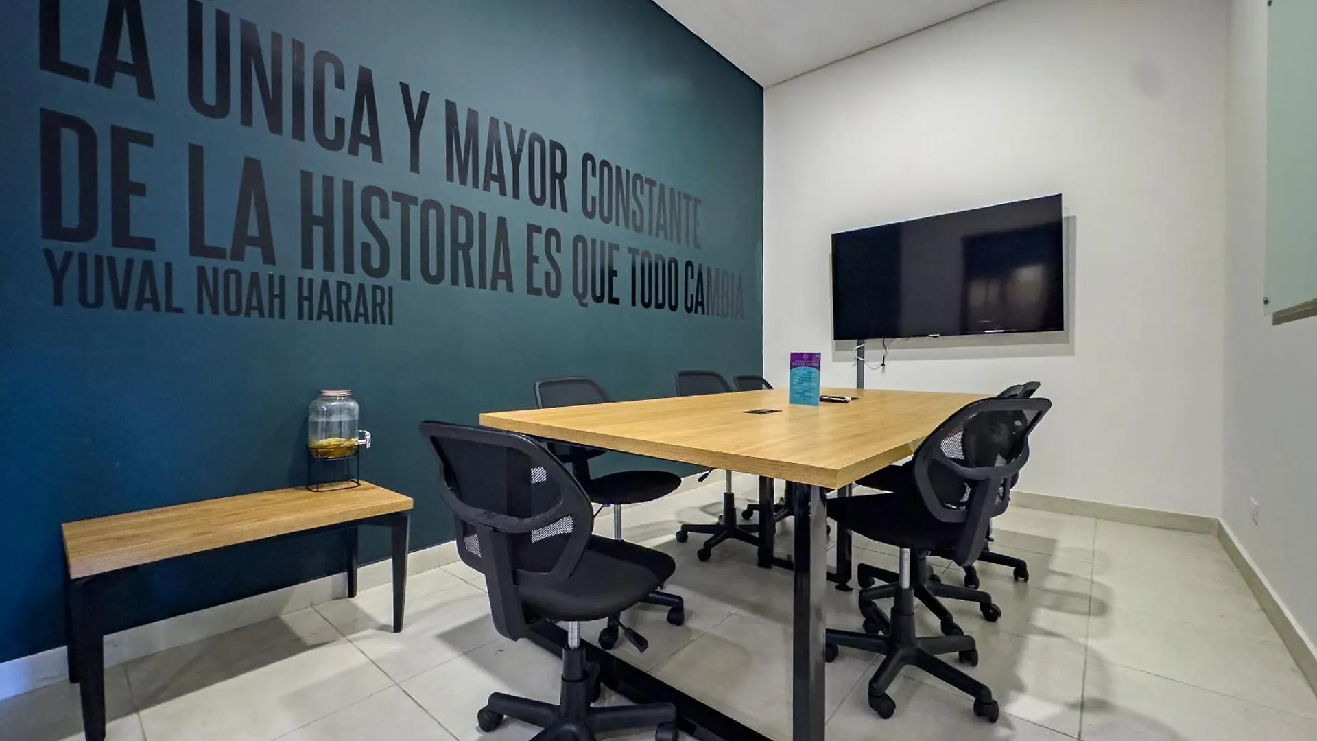 The Hood 102, Modern And Luxury Apartments Bogotá