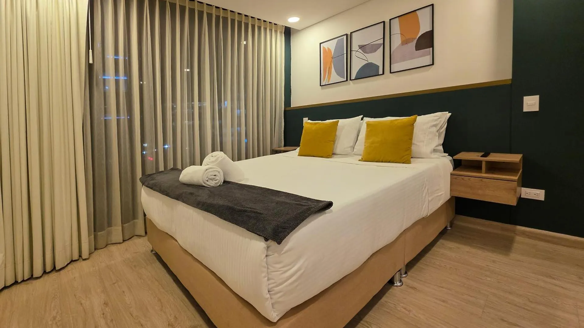 The Hood 102, Modern And Luxury Apartments Bogotá